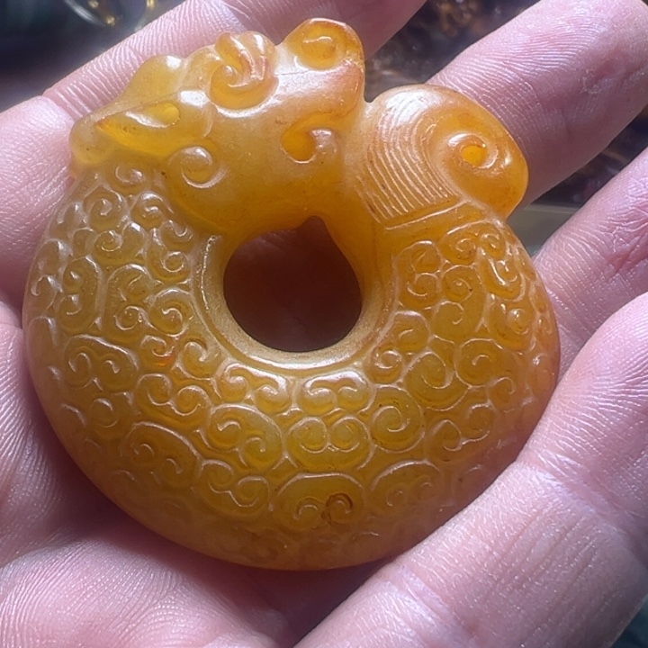 和田玉（糖玉）未镶嵌颈饰