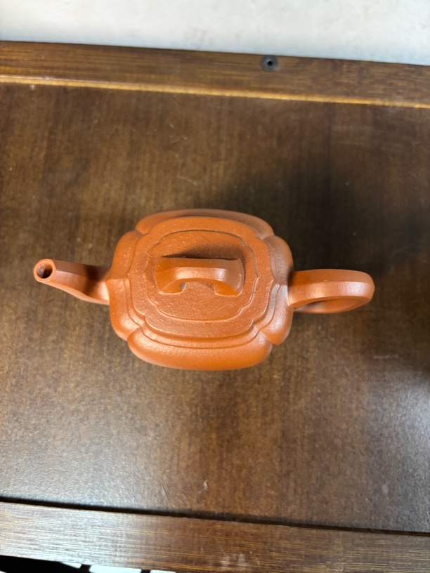 宜兴朱泥紫砂茶壶