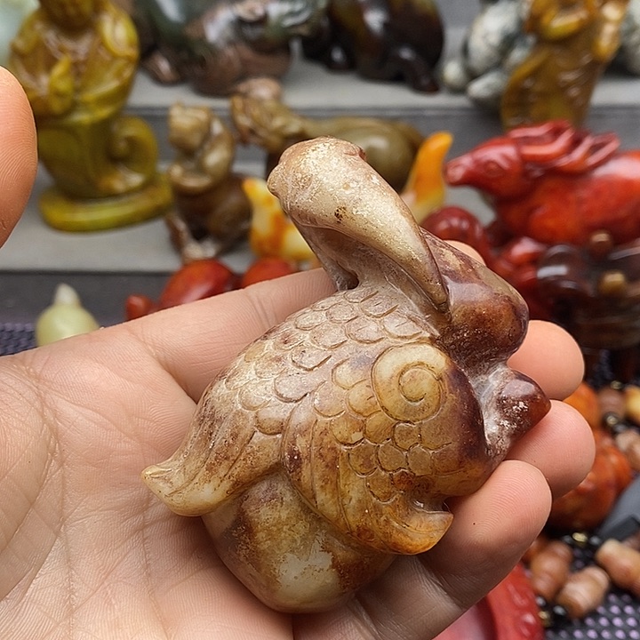 未镶嵌蛇纹石玉颈饰