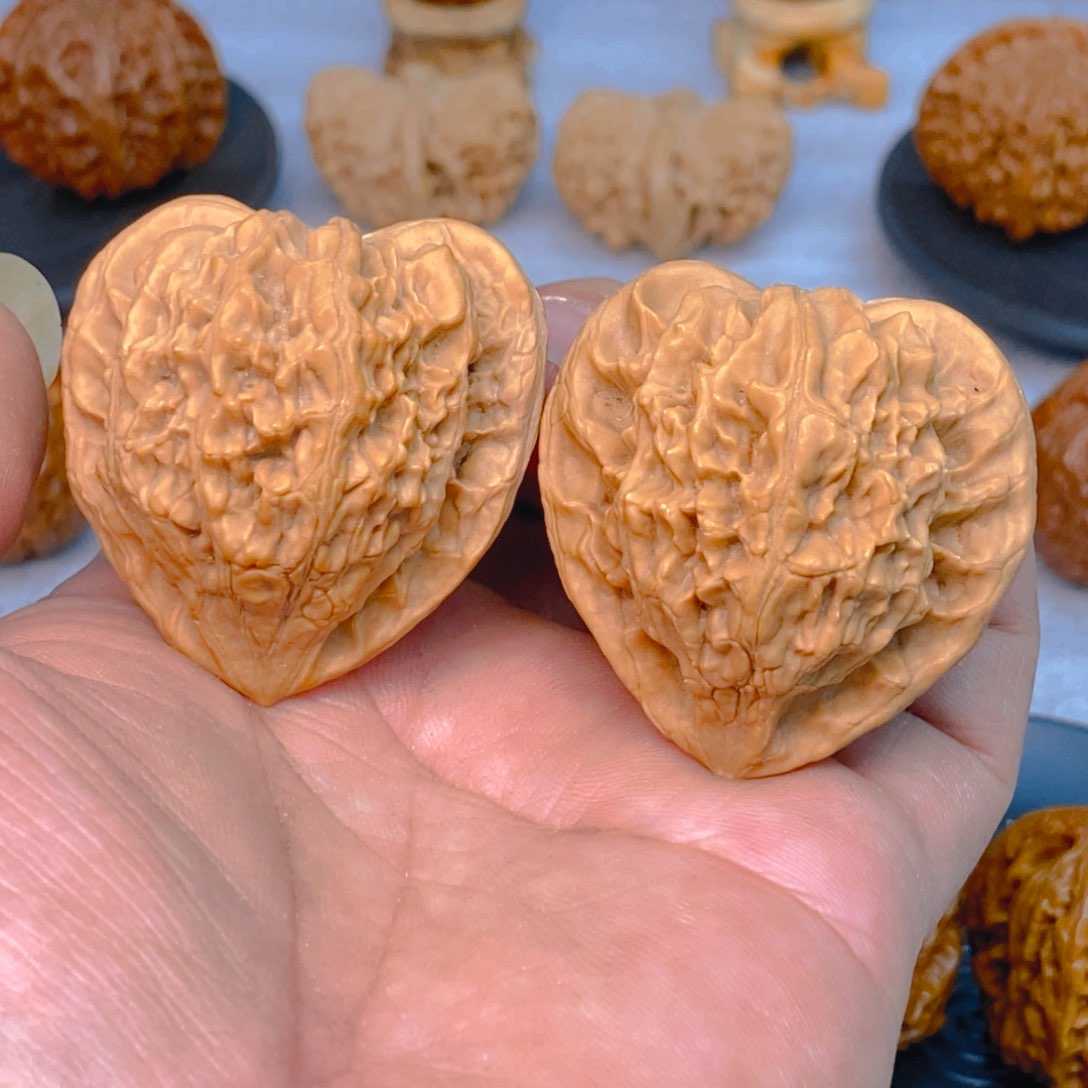 文玩核桃吊坠玉渡山公子帽