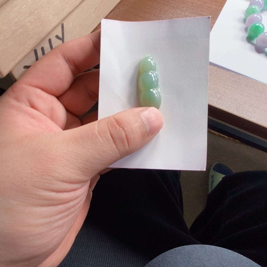 翡翠未镶嵌挂件挂件