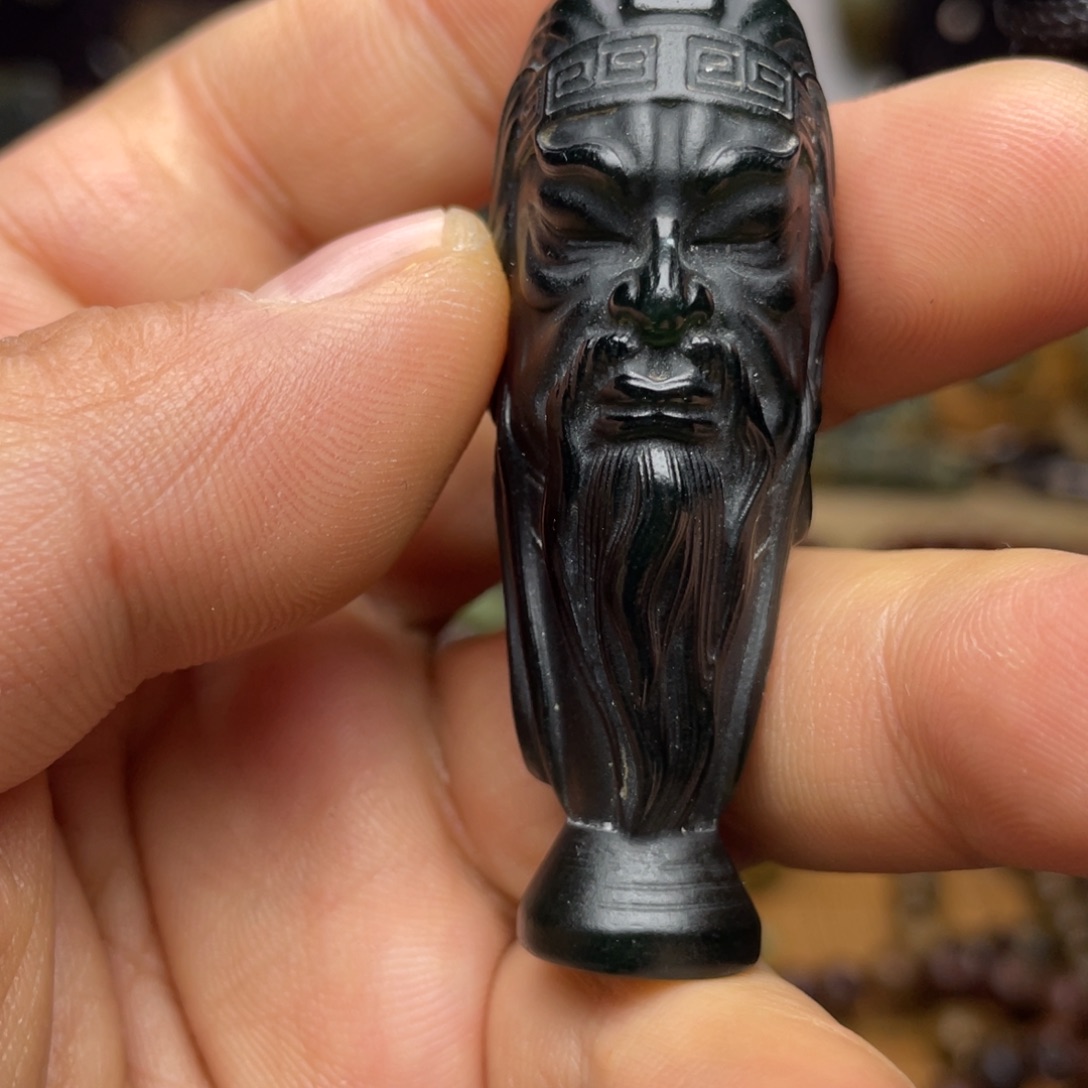 岫玉未镶嵌颈饰15