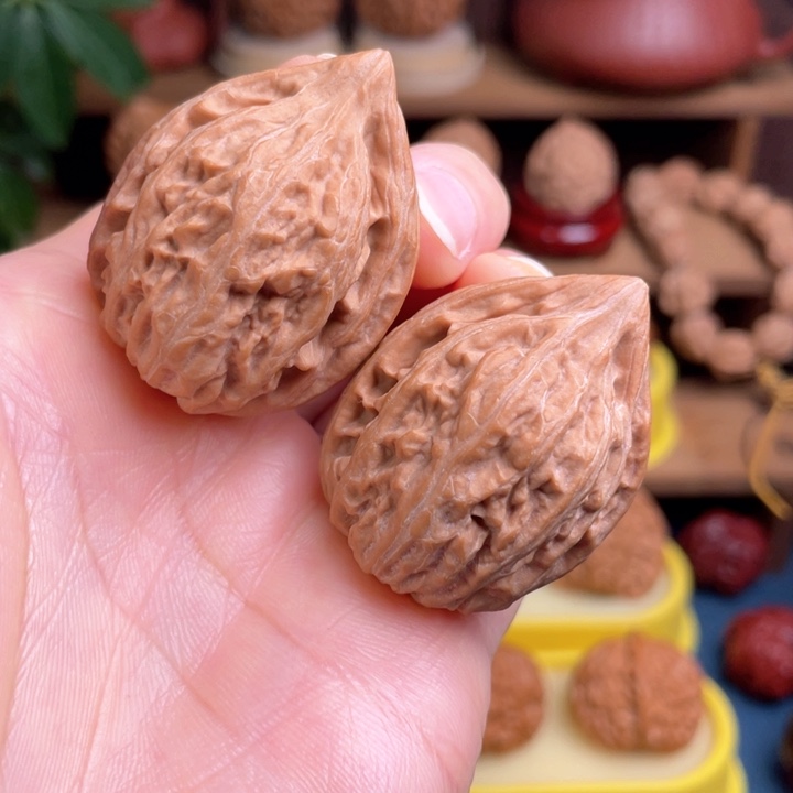 文玩核桃把件瓷瓶34