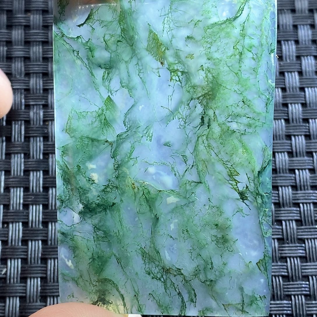 玛瑙/玉髓颈饰未镶嵌小*哥