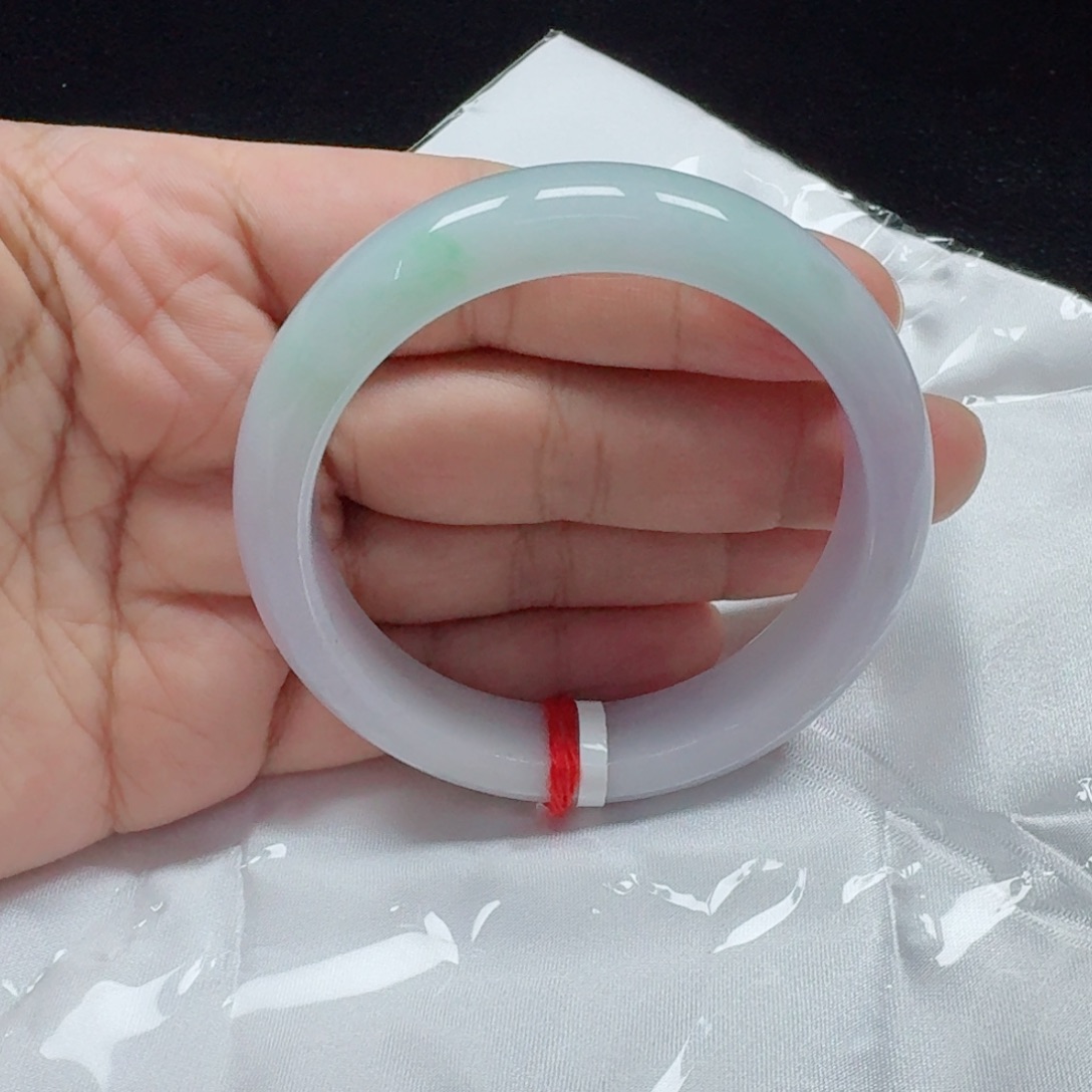 翡翠未镶嵌手镯5556