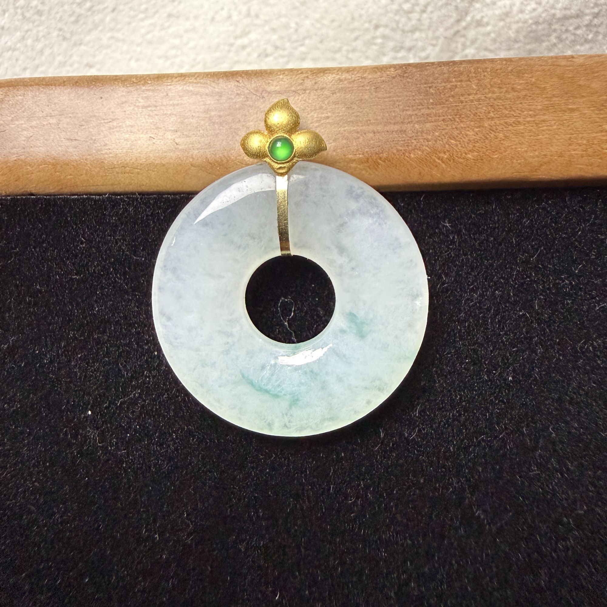 久鱼珠宝  18K金缅甸翡翠挂件 1