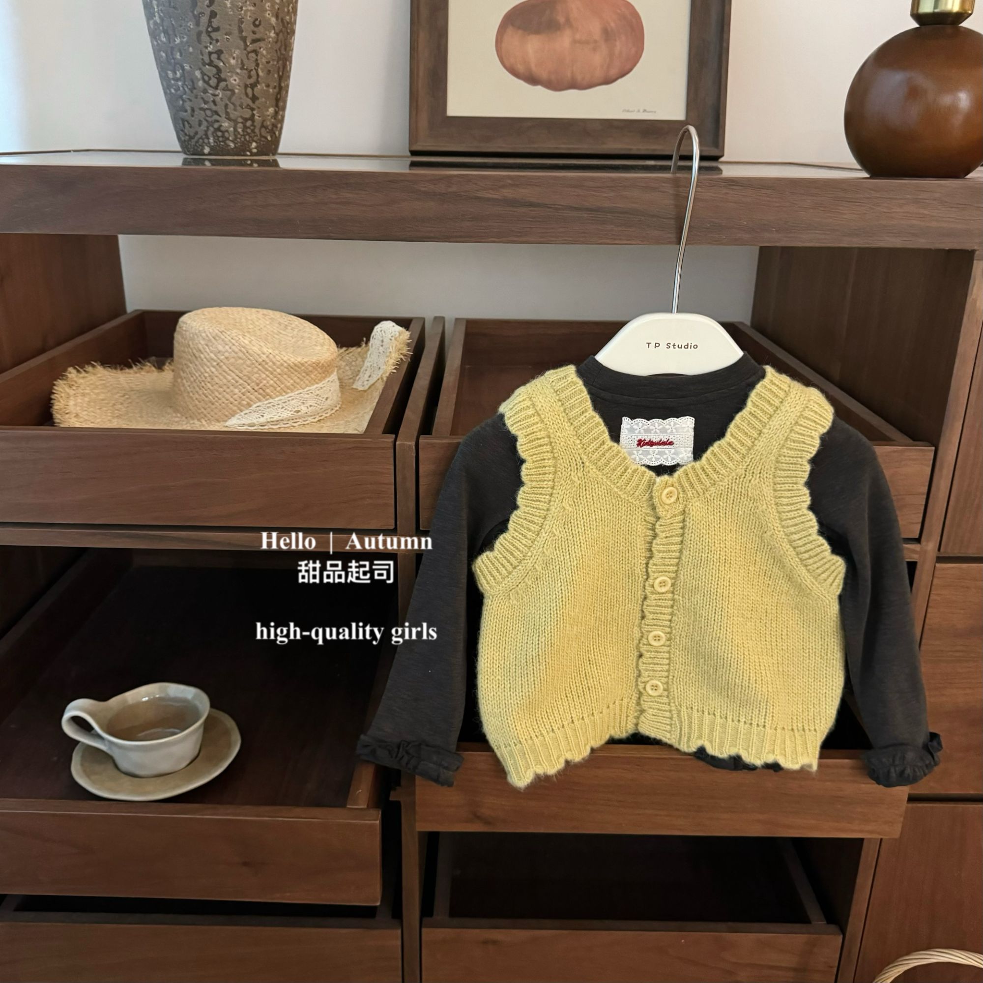 【甜品起司】一抹黄！韩系女宝宝可爱显白黄色针织马甲花边T恤套装
