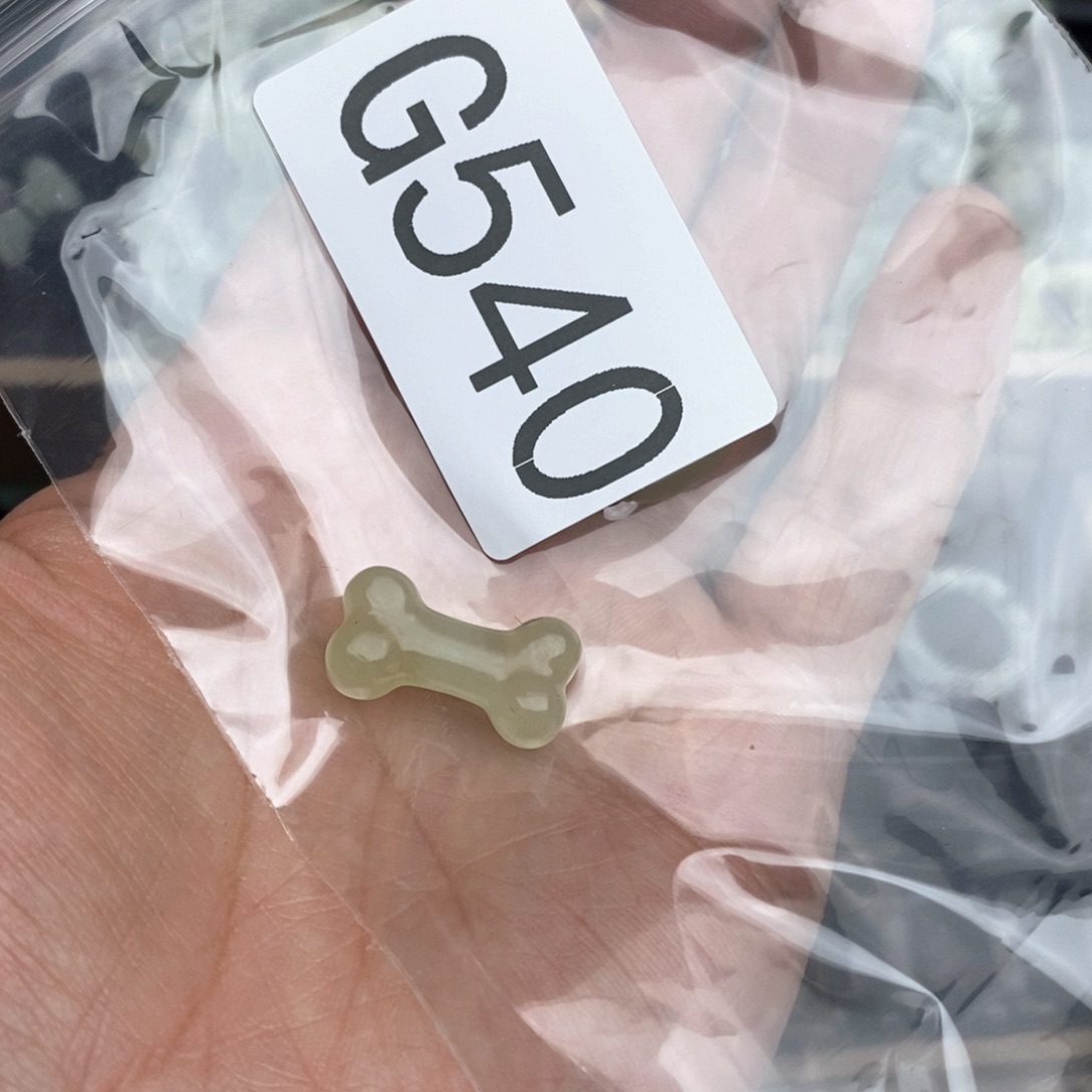 岫玉3.8福利，天然岫玉假一赔十不退不换未镶嵌