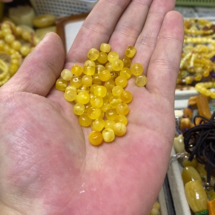 蜜蜡未镶嵌裸石多样性发货20粒