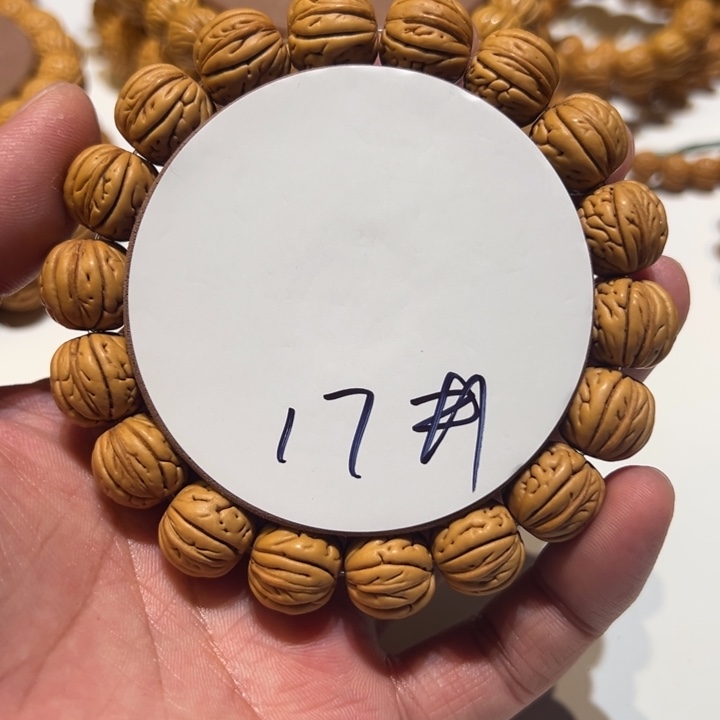 荒***核桃桃核直播17号直播