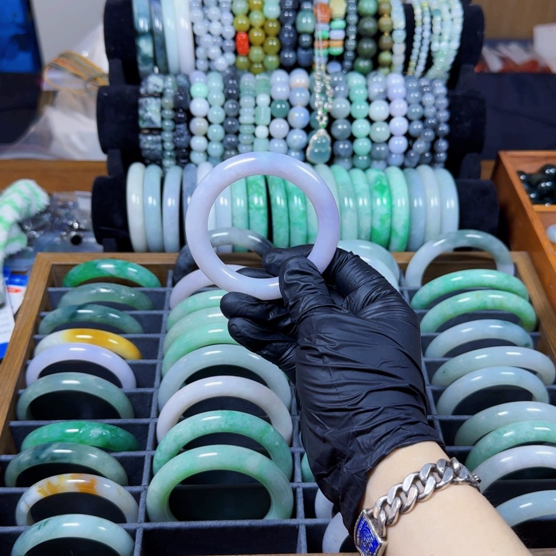 翡翠手镯未镶嵌慵****～