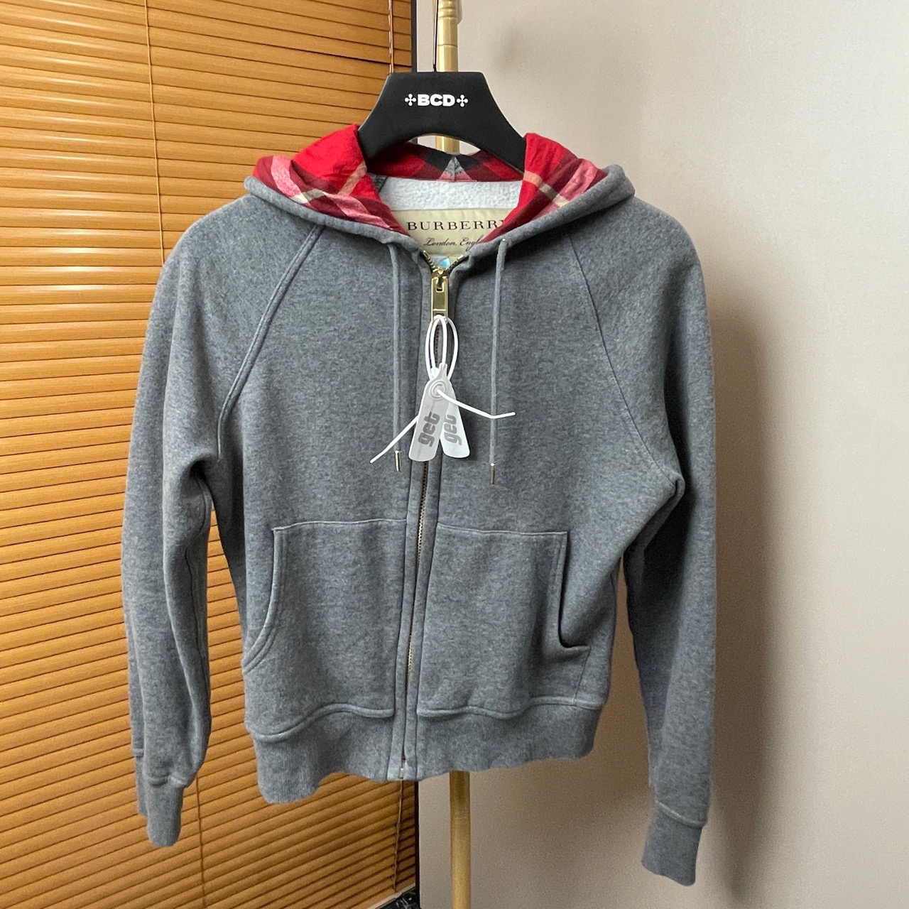95新 BURBERRY/博柏利 zz40 深灰色拉链帽衫 S码/95新/205223