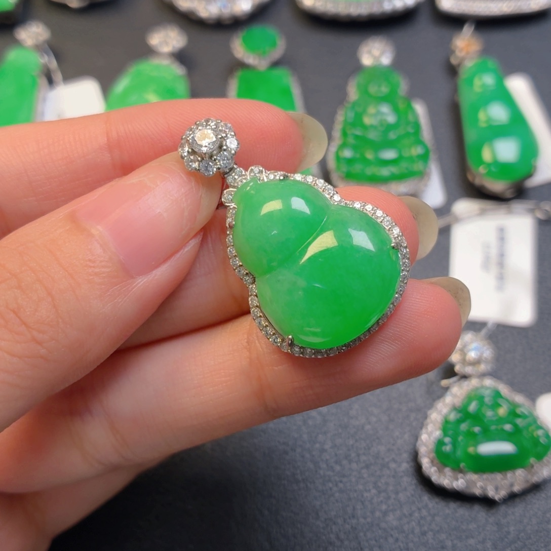 翡翠银S925镶嵌颈饰