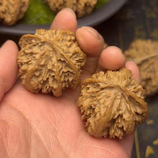 文玩核桃吊坠秦岭核桃114