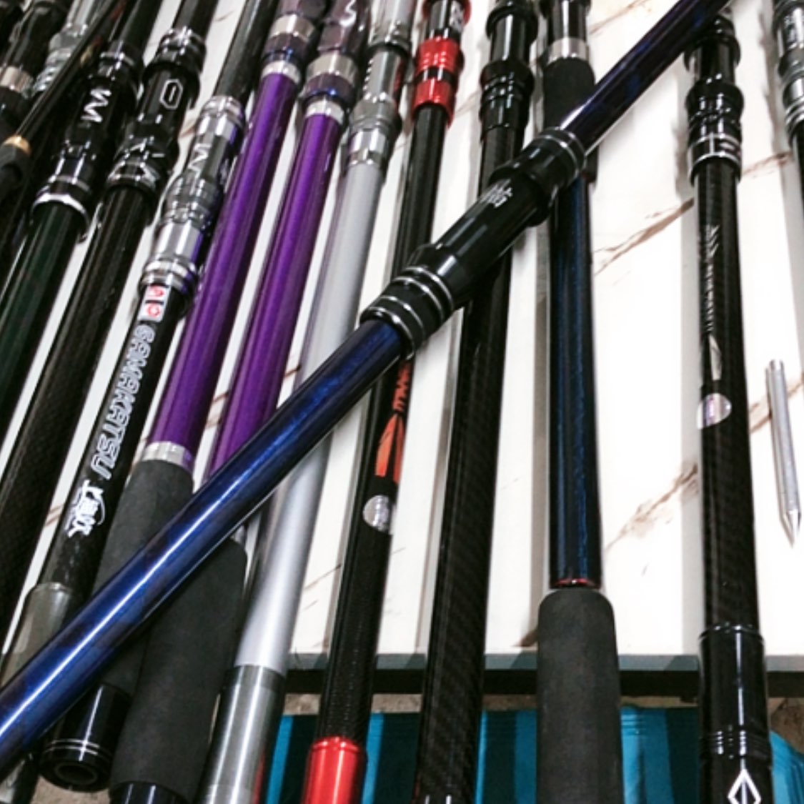 【闪购商品】闫*4.2交叉一个