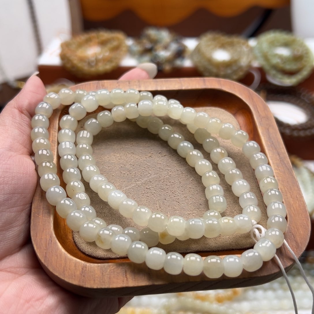 毛衣链未镶嵌和田玉珠串6*7mm
