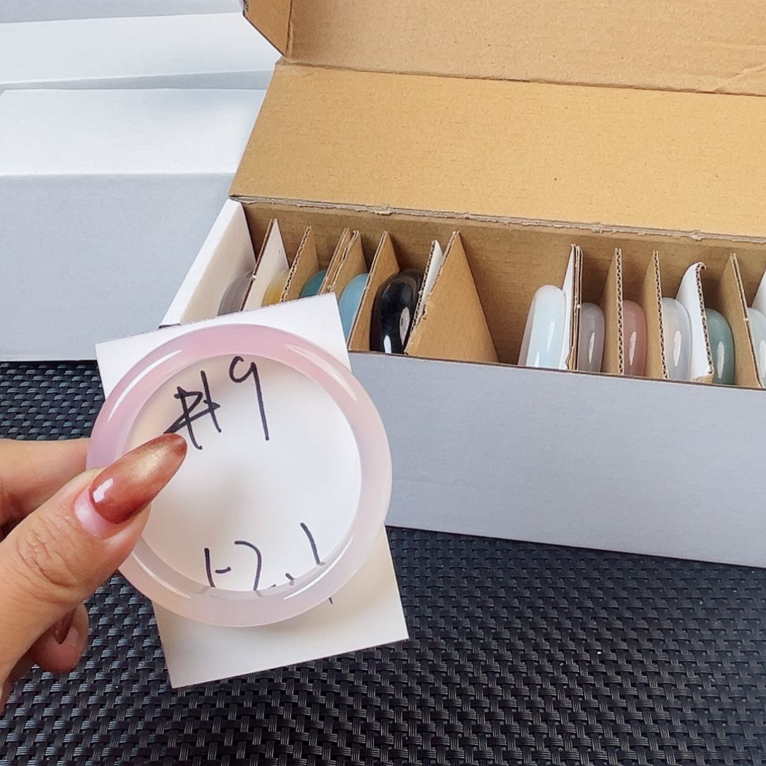 玛瑙/玉髓手镯未镶嵌9