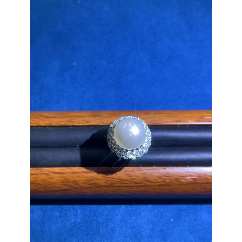 a657白色圆包大白开扣戒指多样发