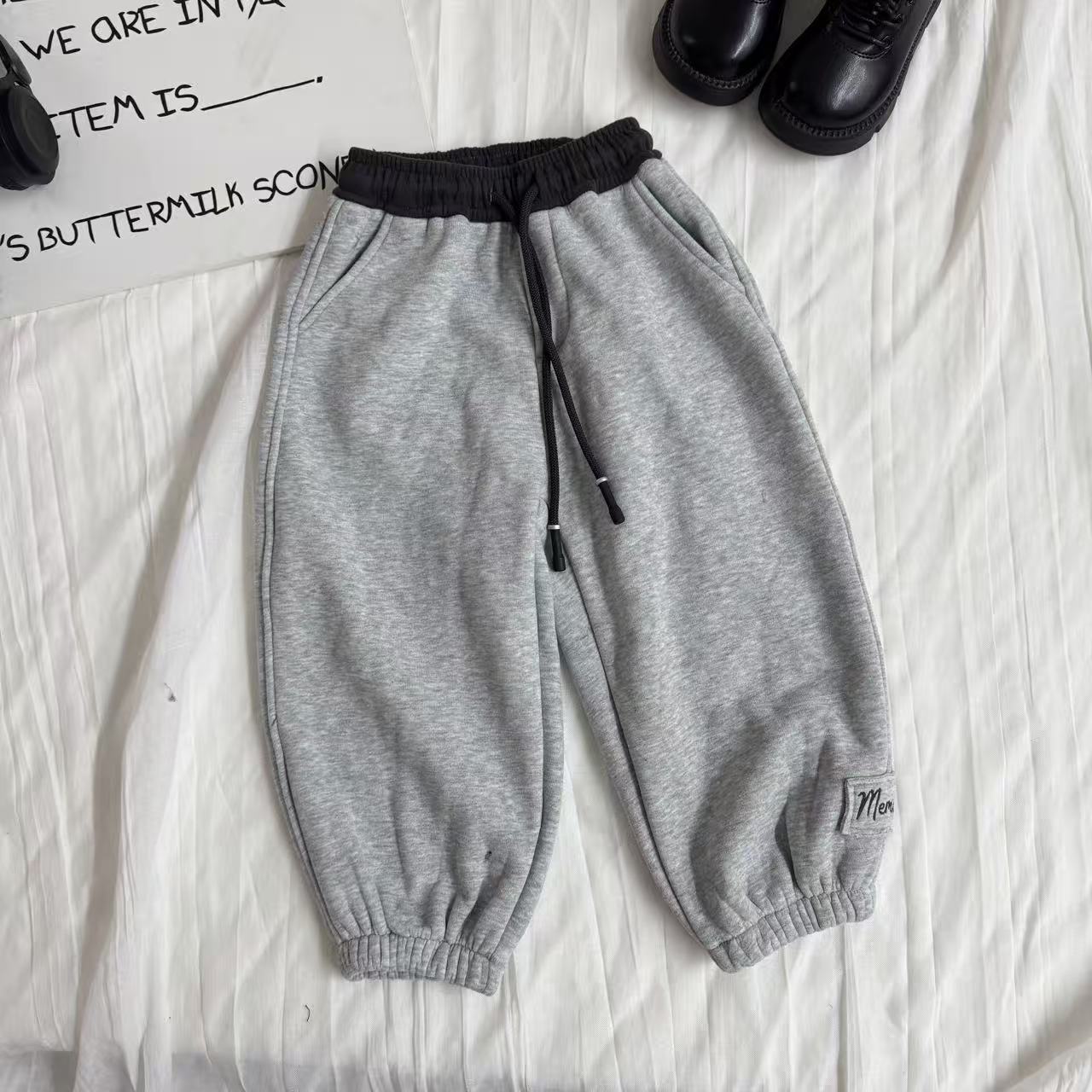 2024年秋冬新款儿童潮流百搭裤子宽松时尚洋气31123灰色卫裤