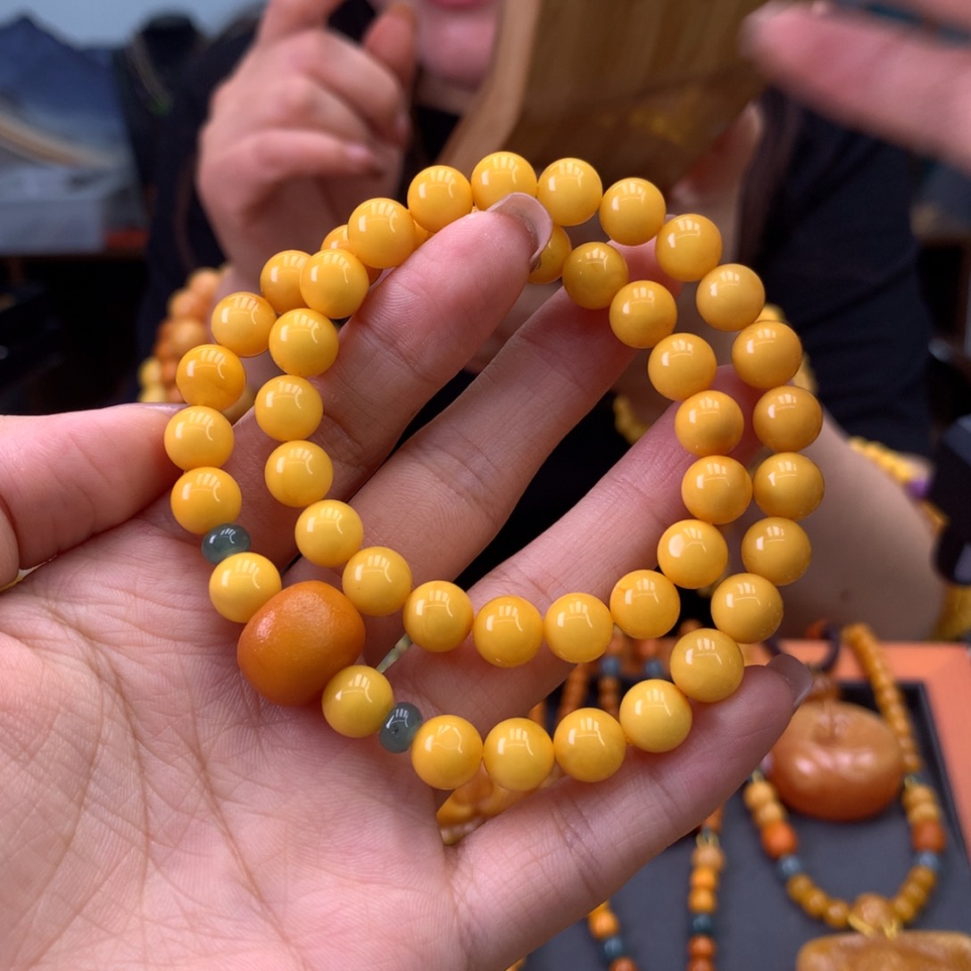 未镶嵌蜜蜡手串微瑕多样性发