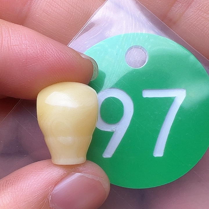 蜜蜡裸石未镶嵌天*花粉11.5m m