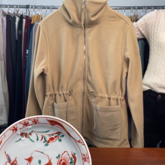 瓷片40。。。。。。。。。。。。。。。。。。。。。