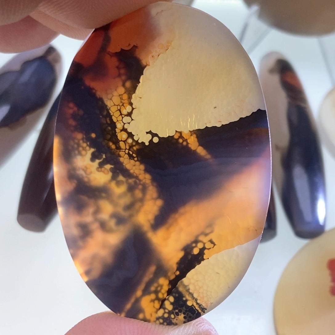 【闪购商品】玛瑙/玉髓颈饰未镶嵌