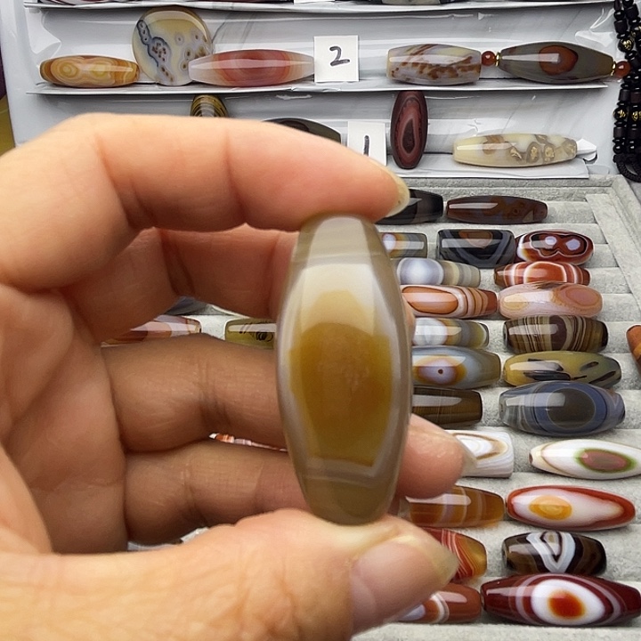 阿***佛玛瑙/玉髓合金颈饰