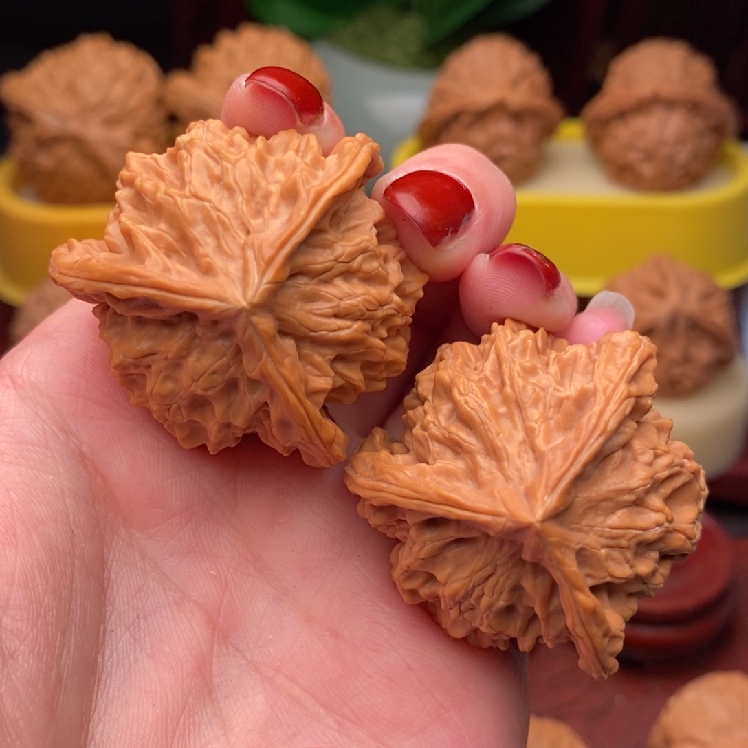 文玩核桃把件盘山奔40