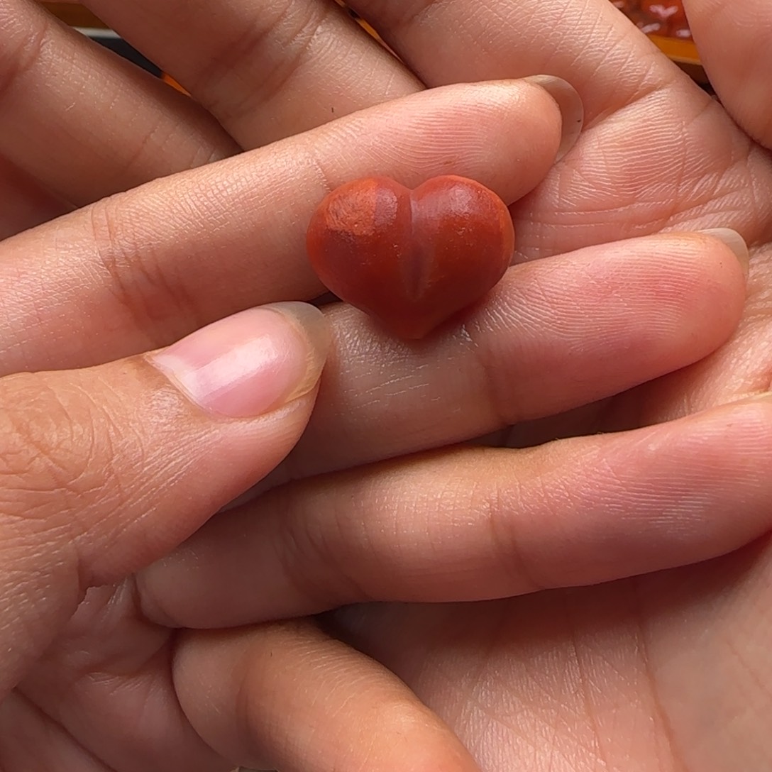 嘟***心南红玛瑙未镶嵌挂件