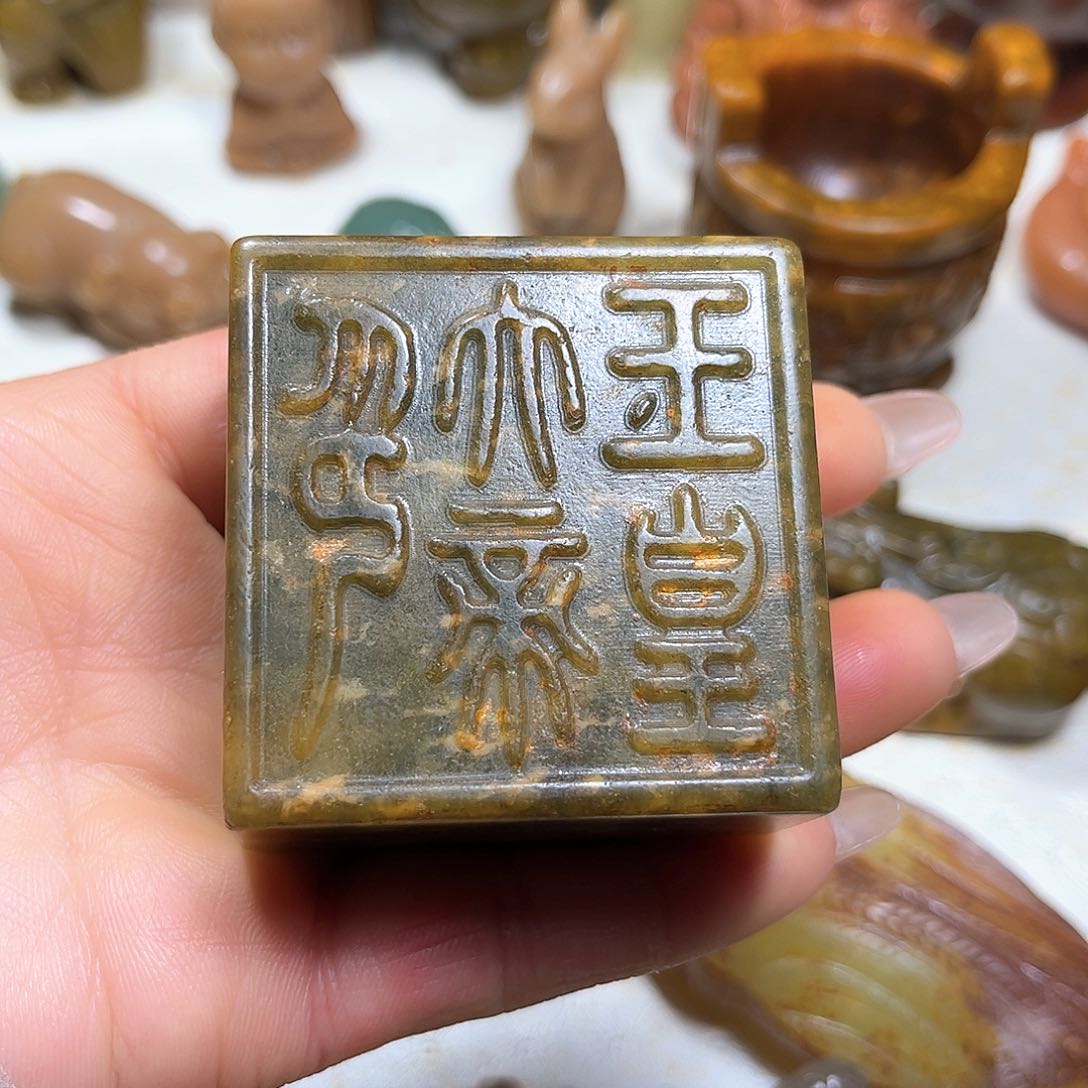 白玉菩提吊坠白玉菩提吊坠