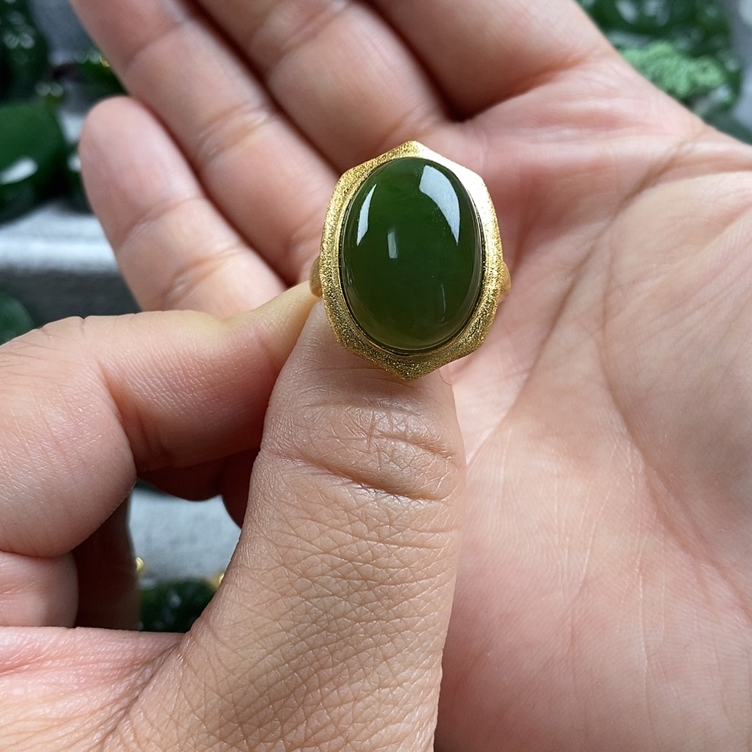 和田玉（碧玉）未镶嵌颈饰