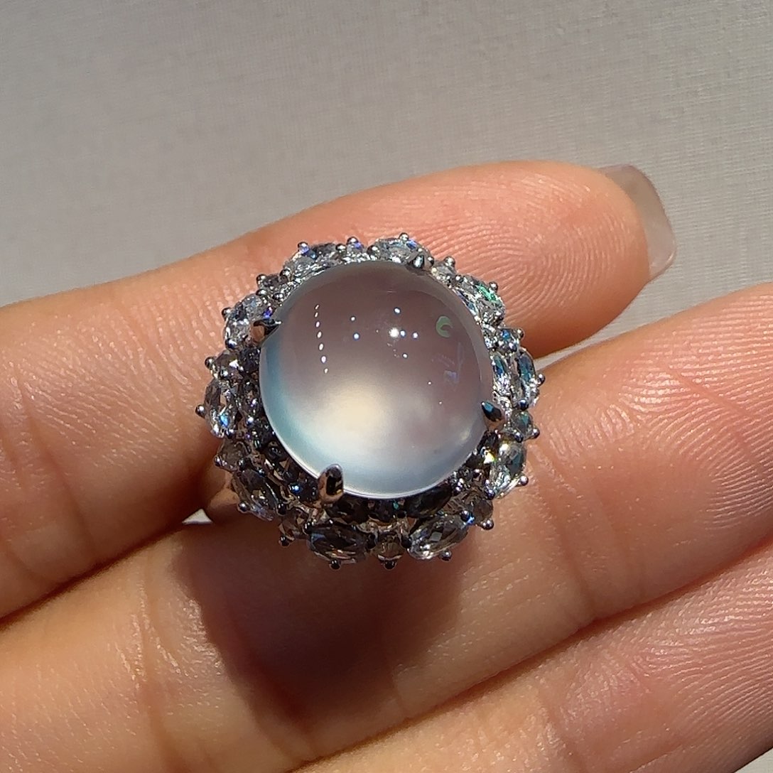 翡翠18K金镶嵌戒指戒指