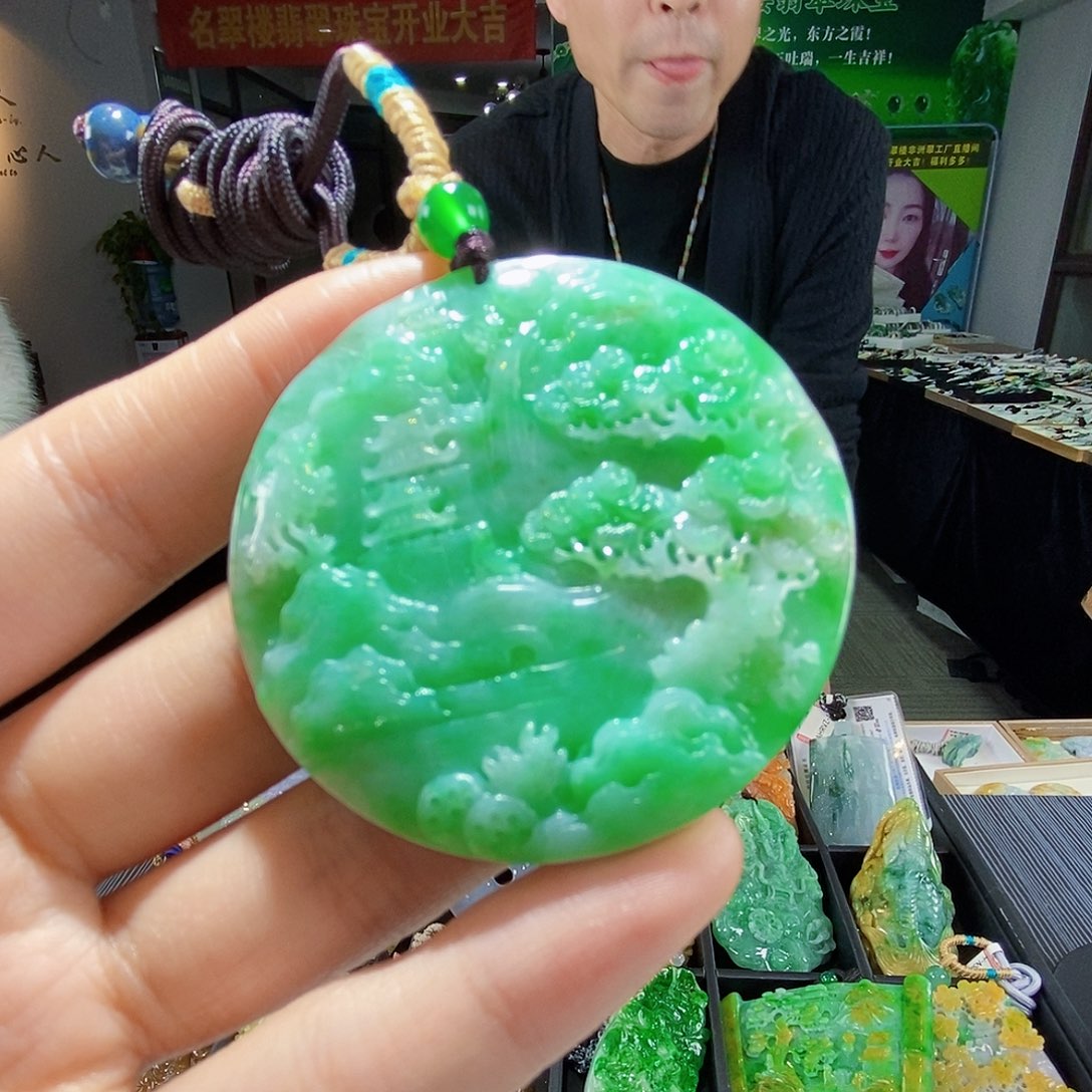 颈饰未镶嵌翡翠翡翠