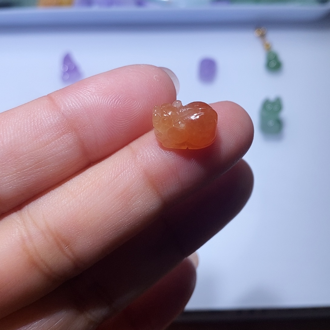 颈饰未镶嵌翡翠财****品01