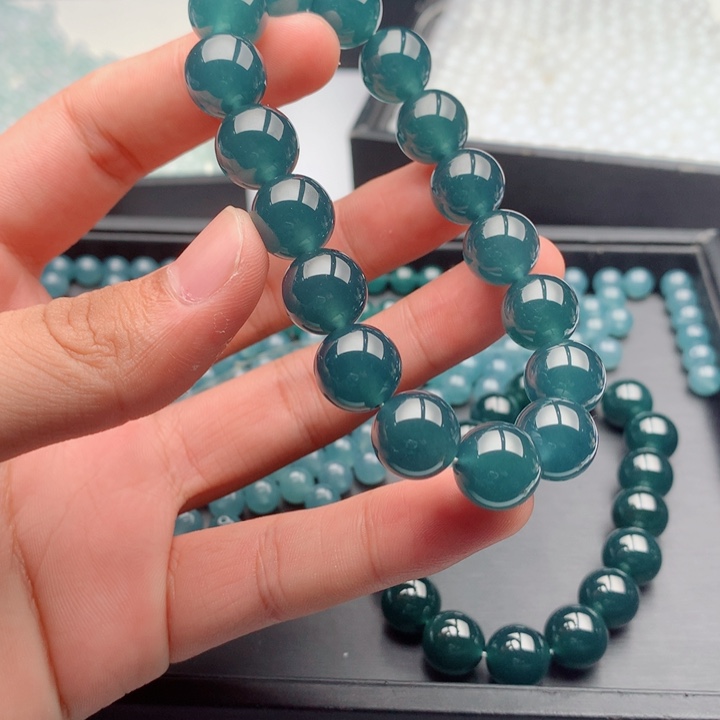 小***葡翡翠未镶嵌手链多样性