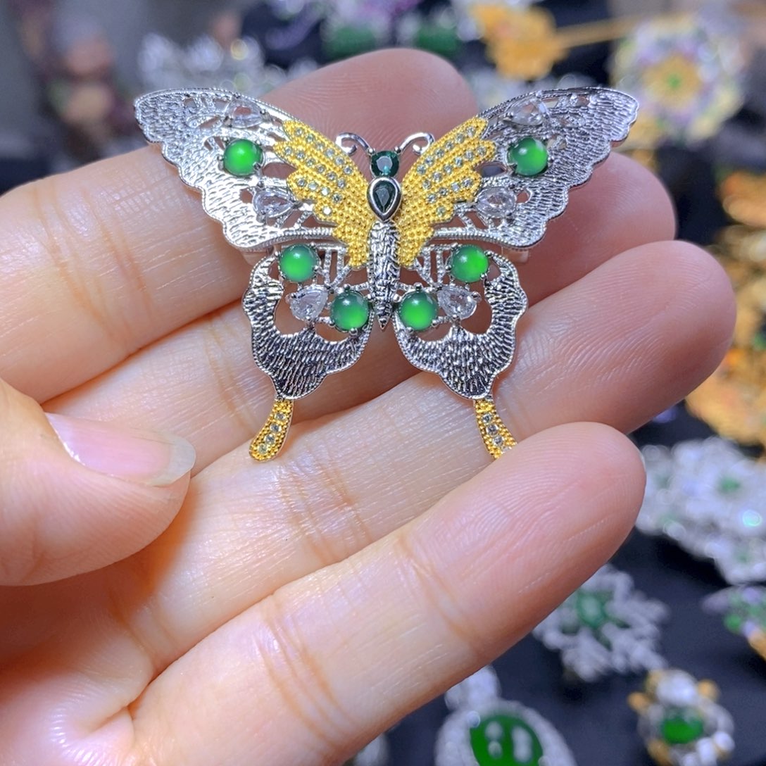 翡翠耳钉银S925镶嵌天然翡翠