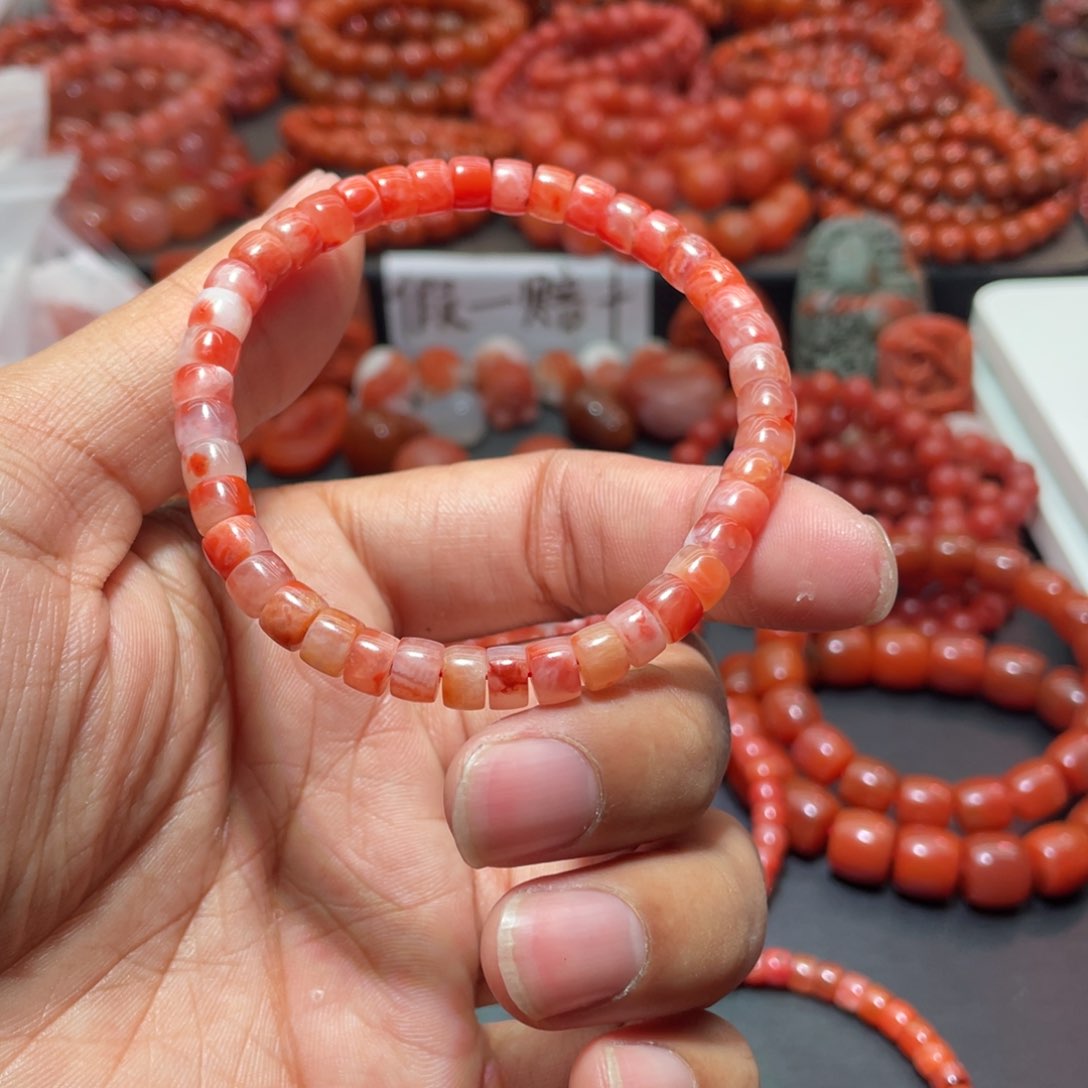 南红玛瑙手链未镶嵌