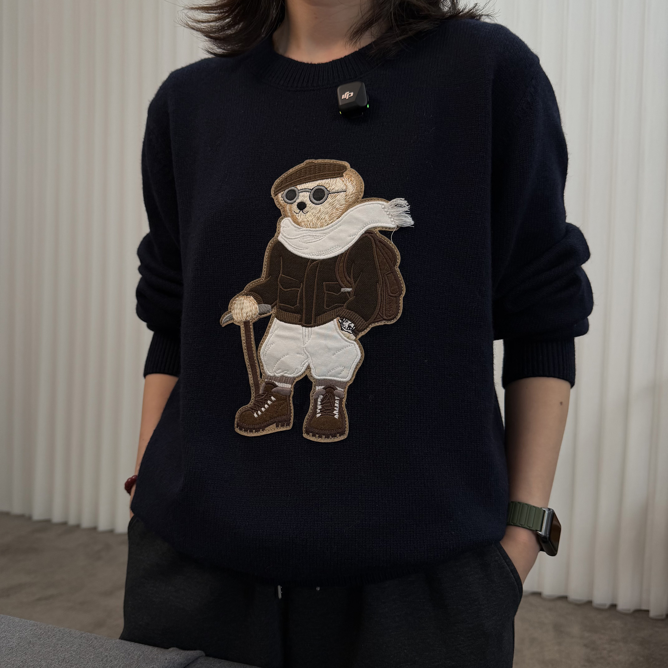 秋冬上新羊毛混纺小熊刺绣长袖时尚潮流舒适百搭男女同款