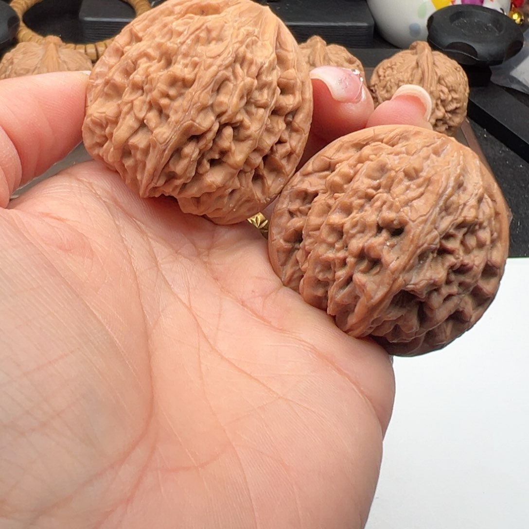 文玩核桃把件虎头王