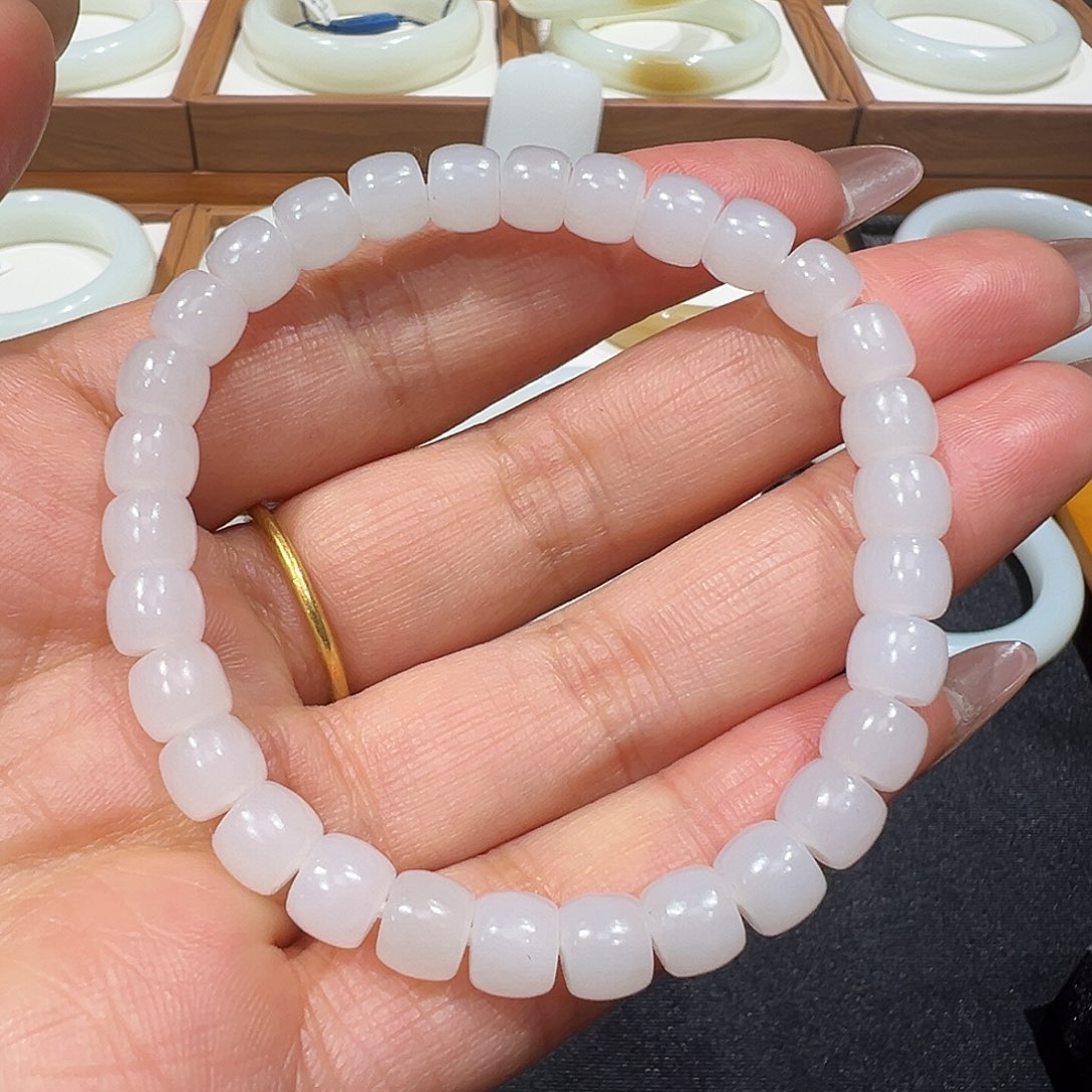 和田玉未镶嵌手链