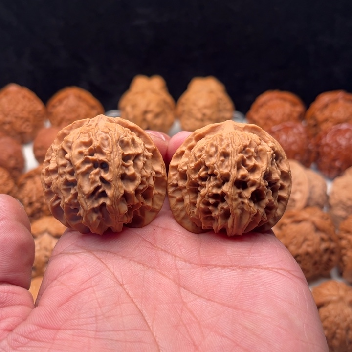 小***）核桃摆件摆件摆件摆件