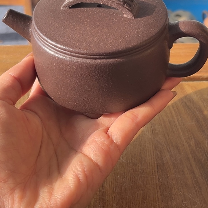 紫砂茶壶紫砂………………………………