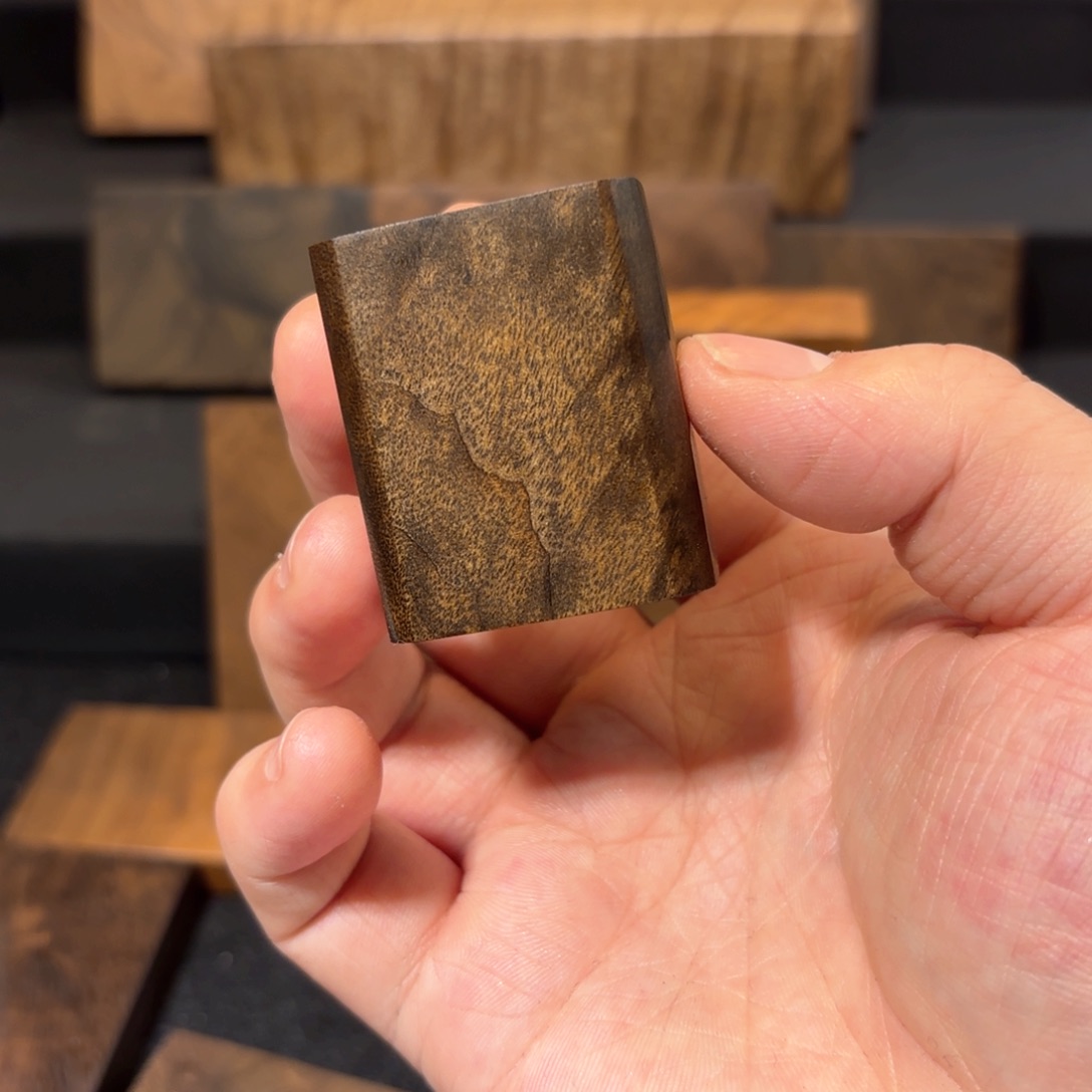 金丝楠一*奕金丝楠木一物一拍