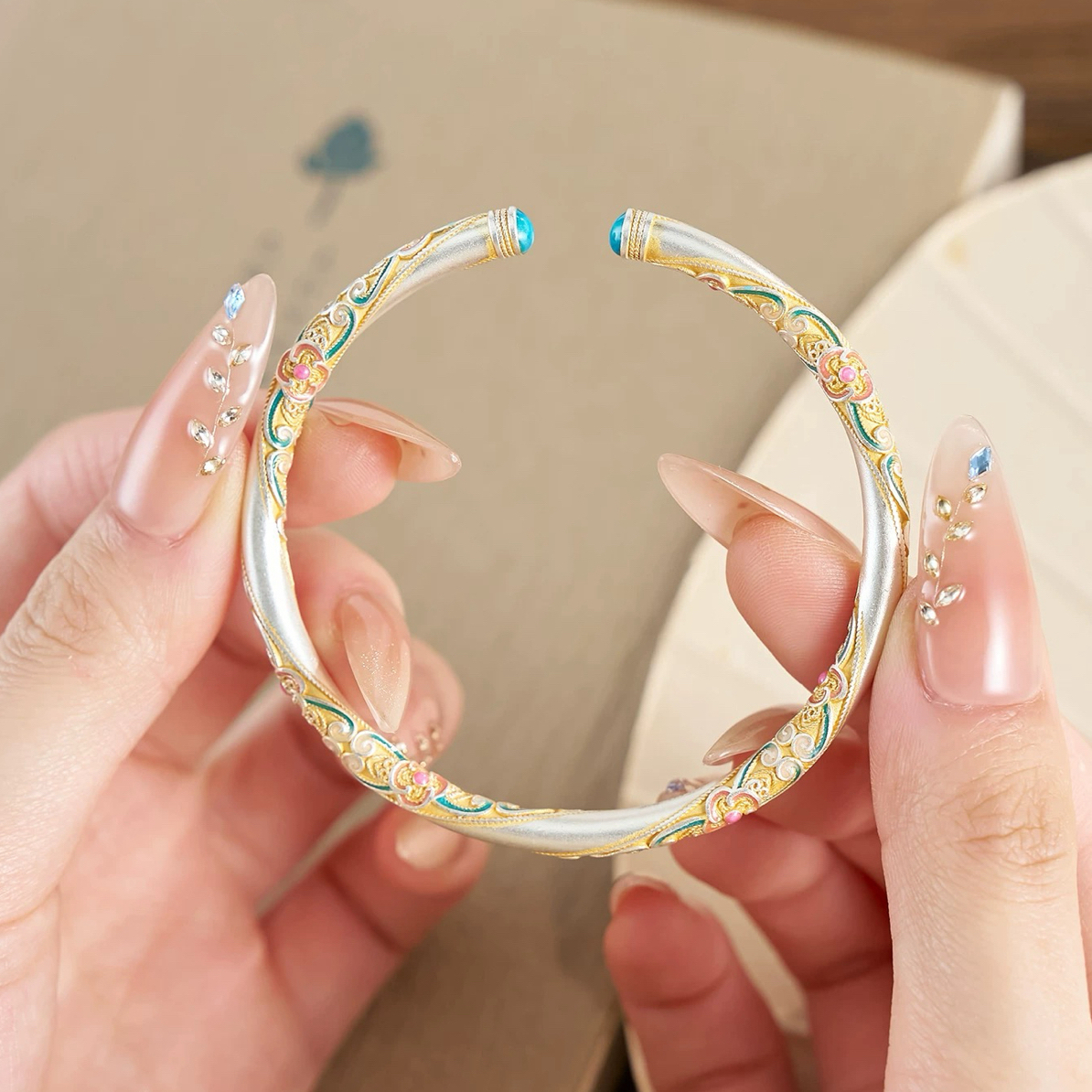 足银银制品 足银珐琅彩手镯999.9纯银描金四叶花如意银手镯国风女