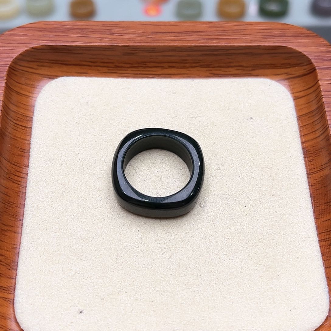 和田玉戒指未镶嵌13号