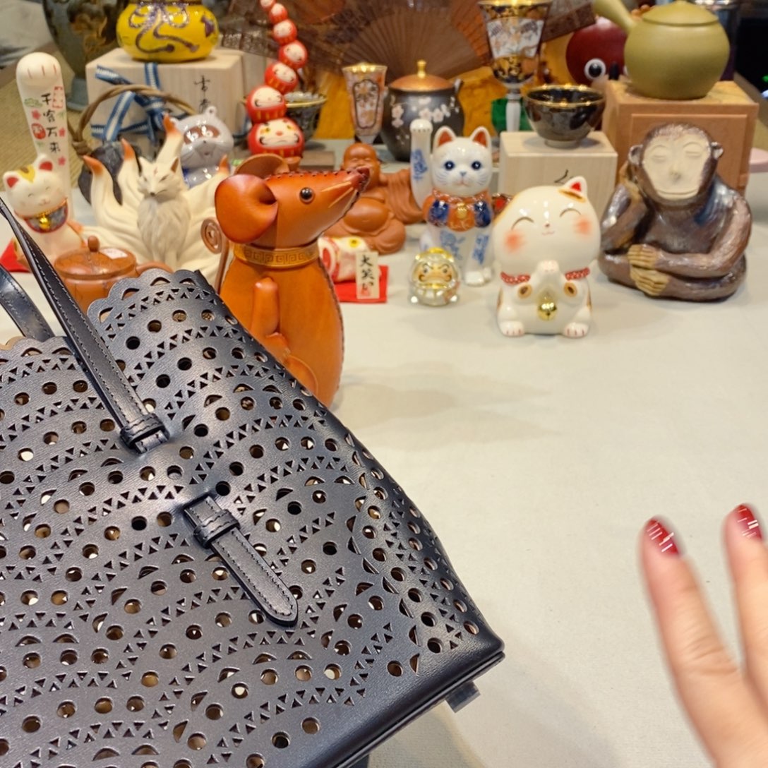 羊皮（革）小牛皮（革）