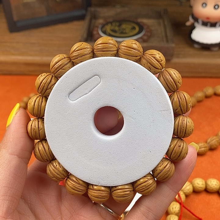 桃核手串p1 12.5 （尺寸误差0.5之间）