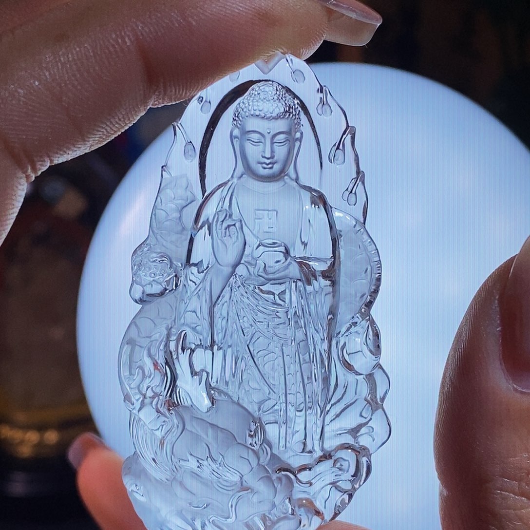 范***生未镶嵌颈饰水晶吊坠