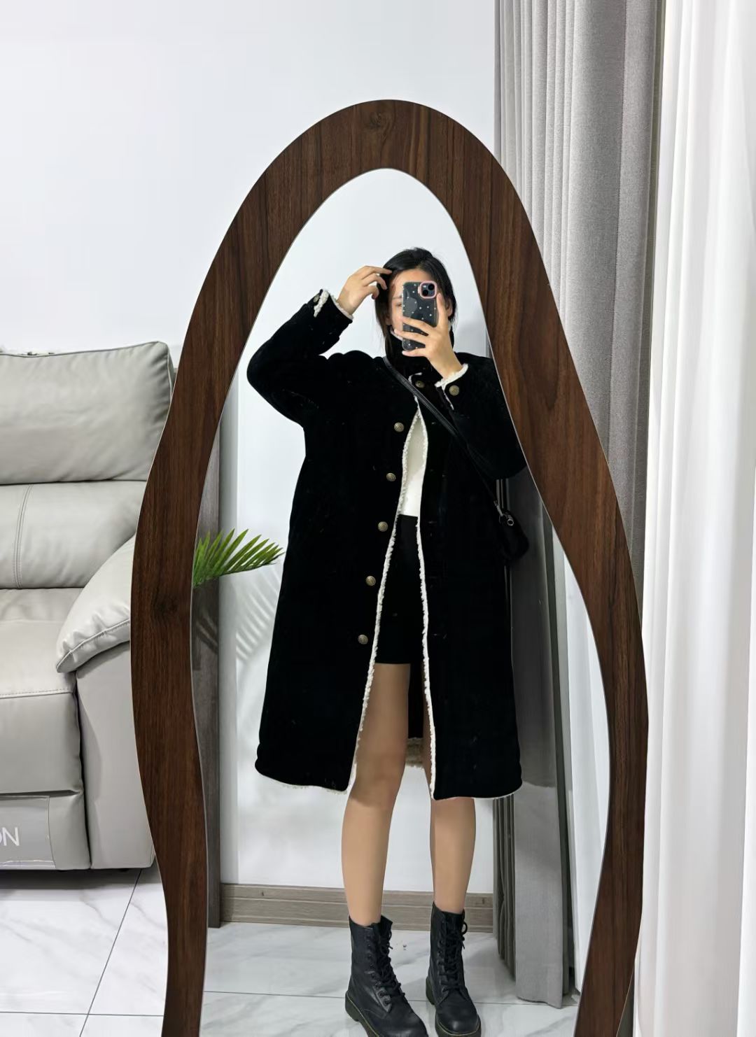 UU小满2025冬季新款机车风长款外套女士外穿家居服